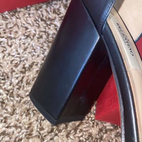 Valentino Sandals - Picture 11 of 12
